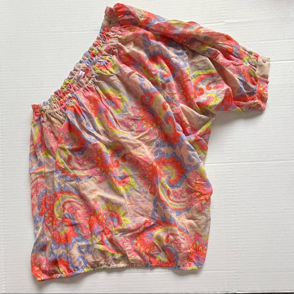 Helena Sorel - One shoulder Blouse